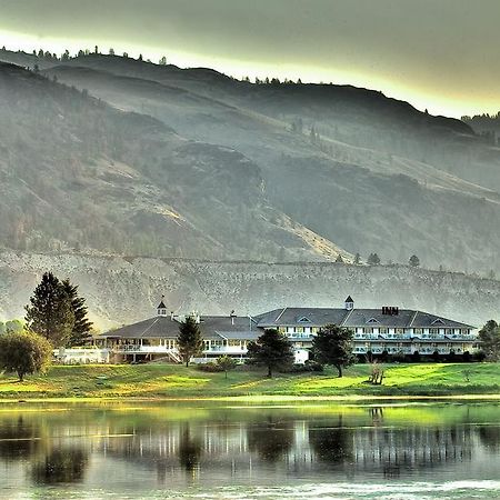 South Thompson Inn & Conference Centre Kamloops Exterior photo