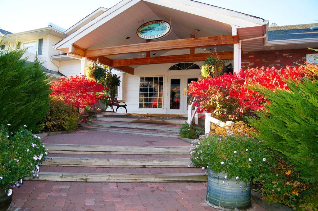 South Thompson Inn & Conference Centre Kamloops Exterior photo